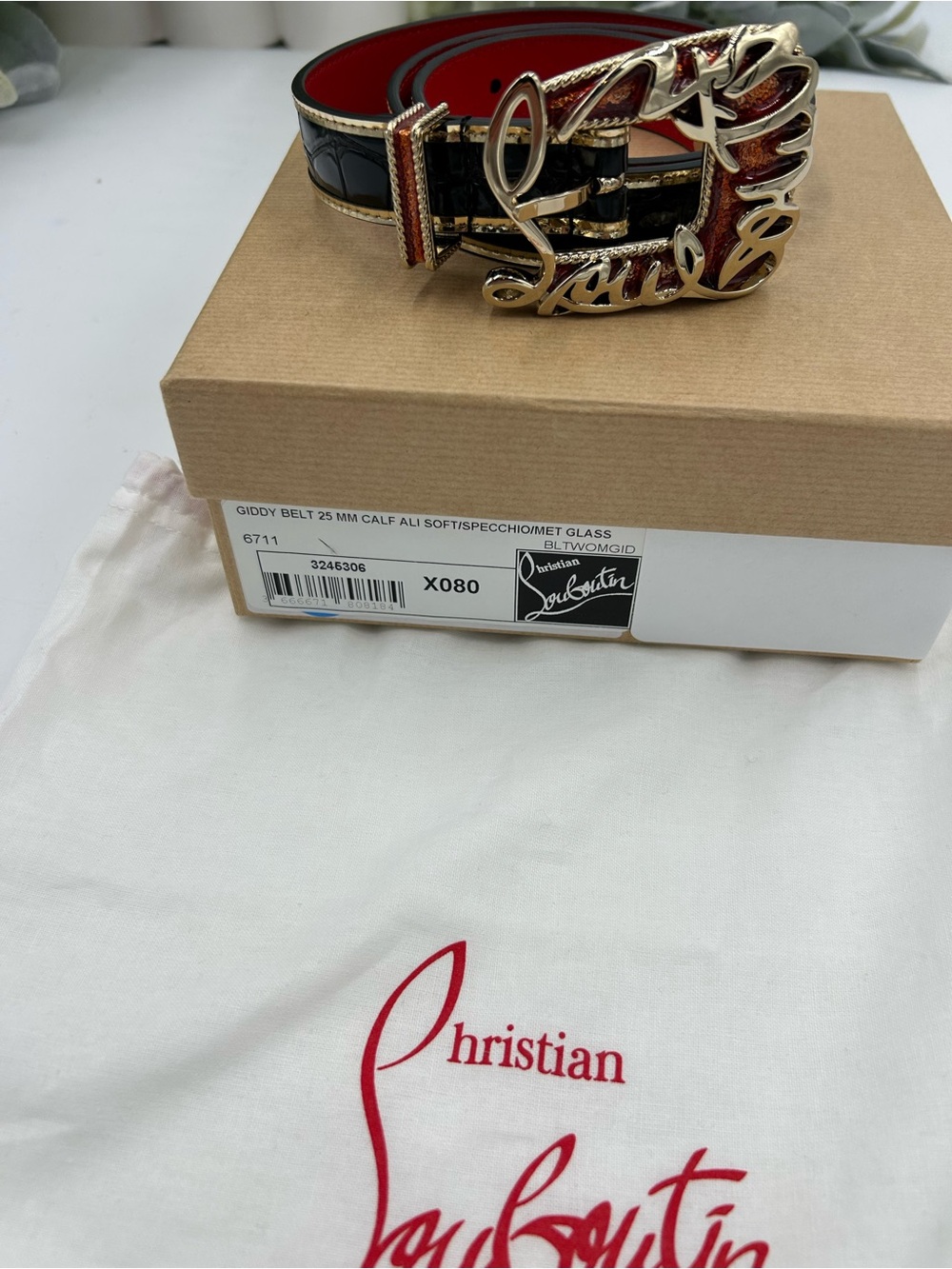 Women's Christian Louboutin GIDDY logo buckle belt size 80 cm/30 inches - Picture 3 of 9